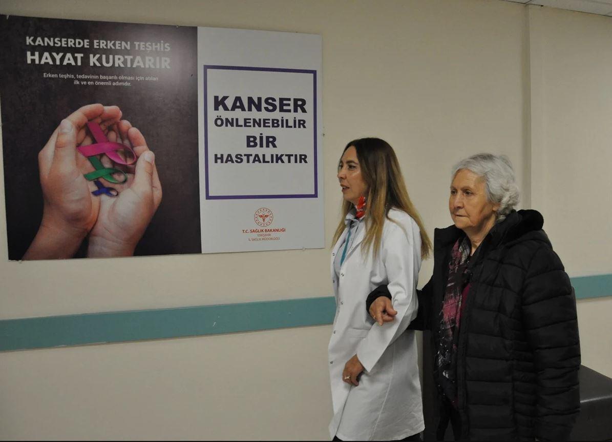 Zeynep Avsan ve annesi kanserde erken teşhisin önemine değindi