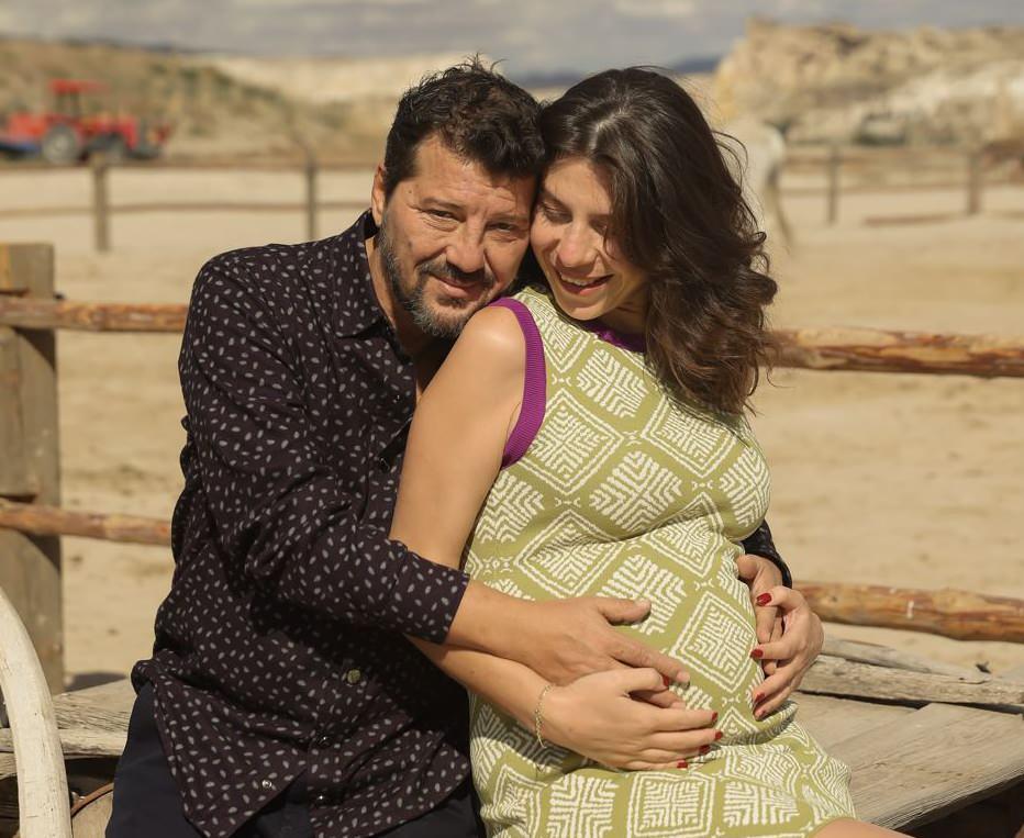 İlker Aksum ve eşi Dilay Ekmekçioğlu 