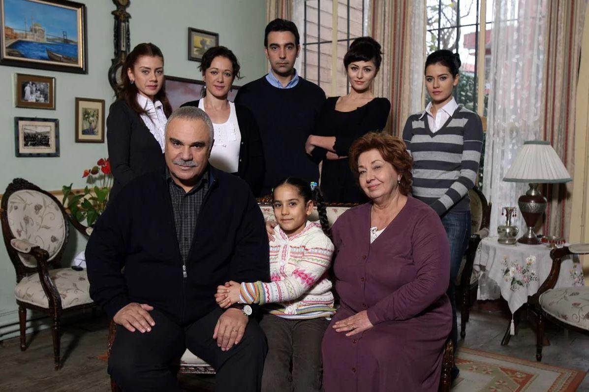 Yaprak Dökümü dizisi 2006 