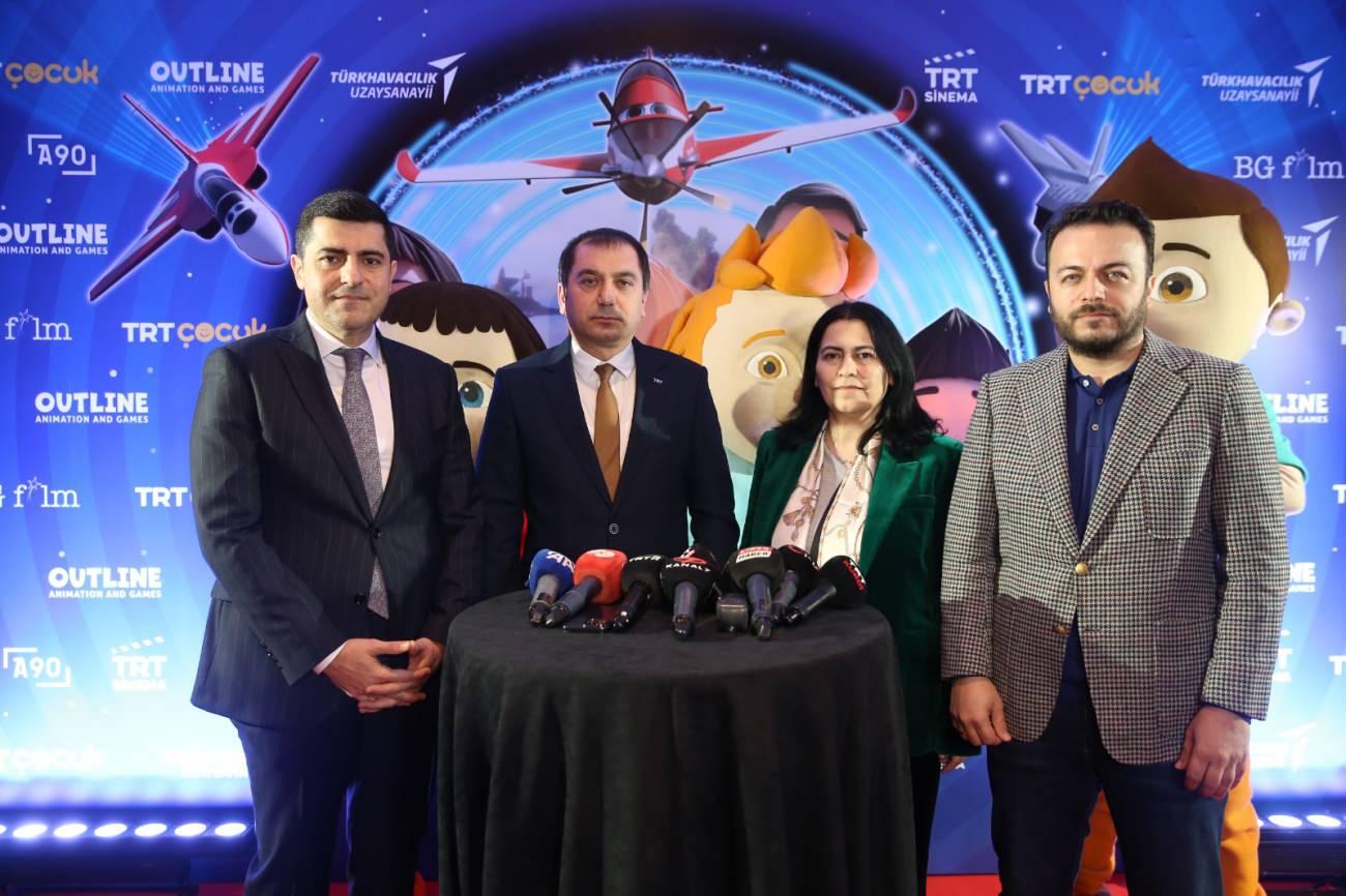 Aslan Hürkuş 4 Hürkuş Oyunda filminin galasından kareler