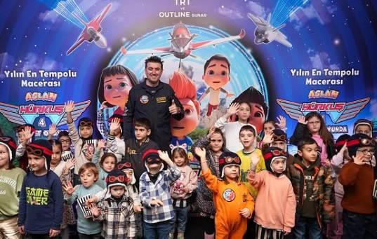 Aslan Hürkuş 4 Hürkuş Oyunda filminin galasından kareler