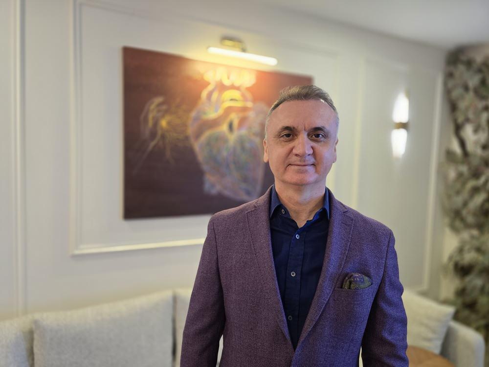 Kardiyoloji uzmanı Doç Dr İsmail Ateş