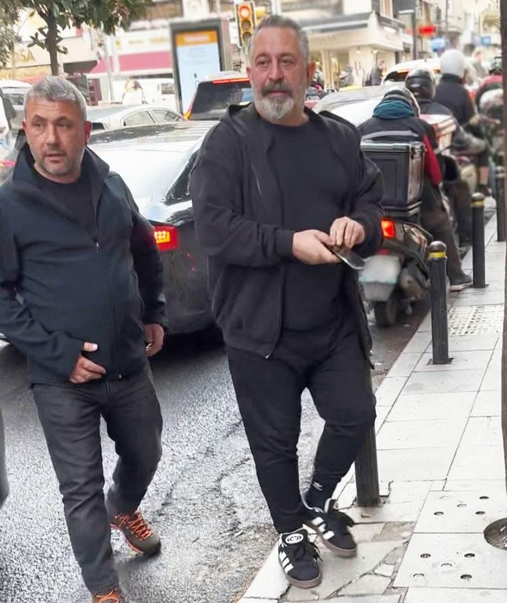 Cem Yılmaz