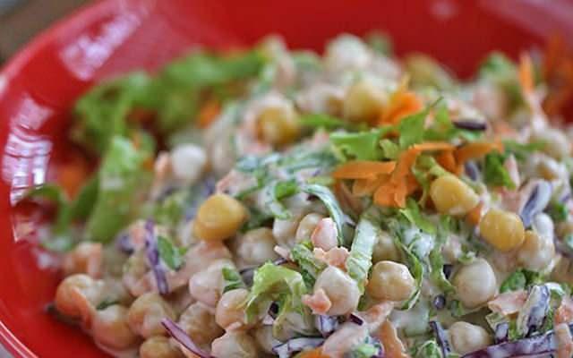 Nohutlu salata