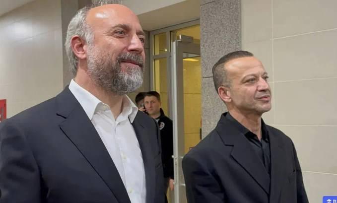 Halit Ergenç ve Rıza Kocaoğlu