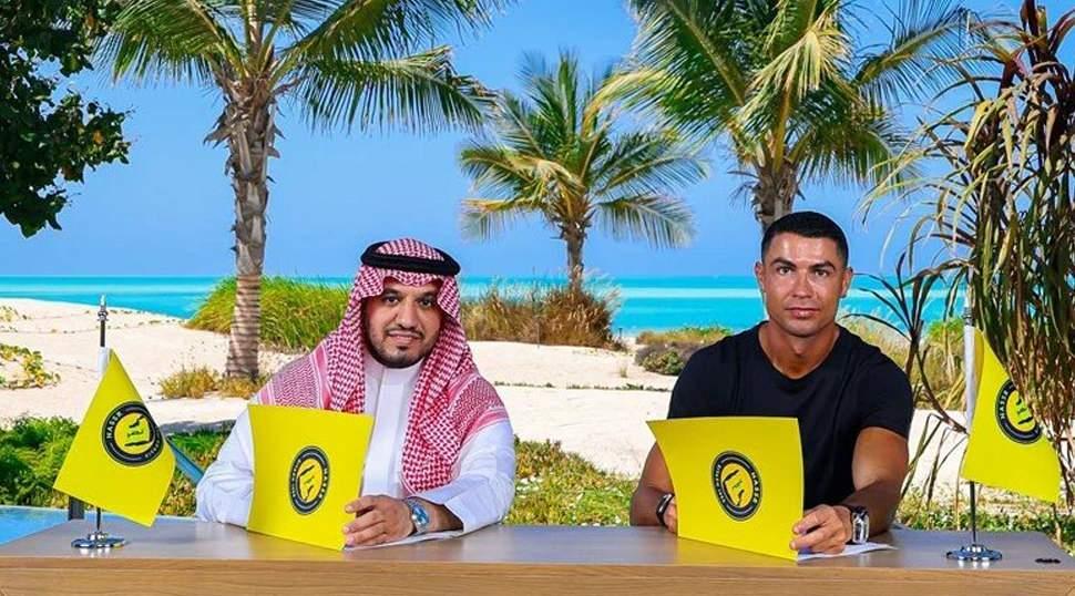 Ronaldo Al Nasr ile anlaşma imzaladı