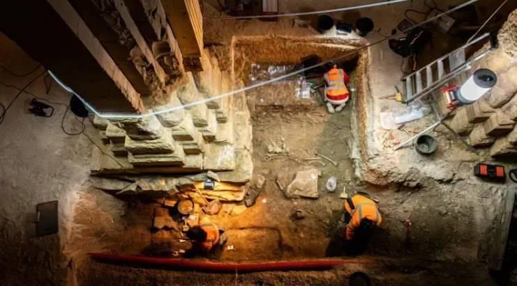 Fransa Ulusal Önleyici Arkeolojik Araştırmalar Enstitüsü (INRAP) tarafından yürütülen kazı