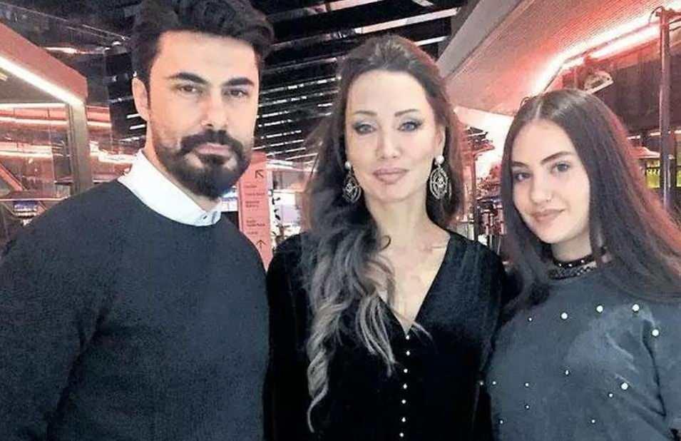 Oktay Ertuğrul Umut Akyürek ve kızları Melek Bal