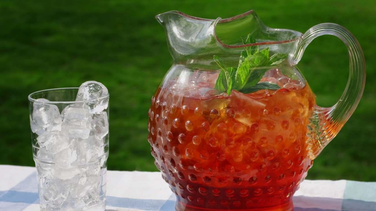Karpuzlu soğuk çay tarifi