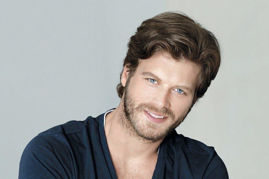 Kıvanç Tatlıtuğ