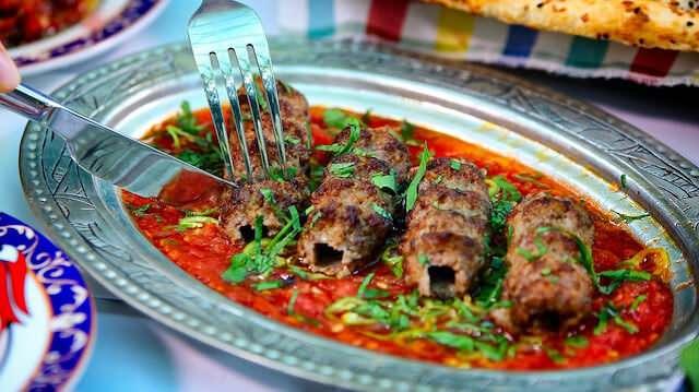 Altı ezmeli kebap
