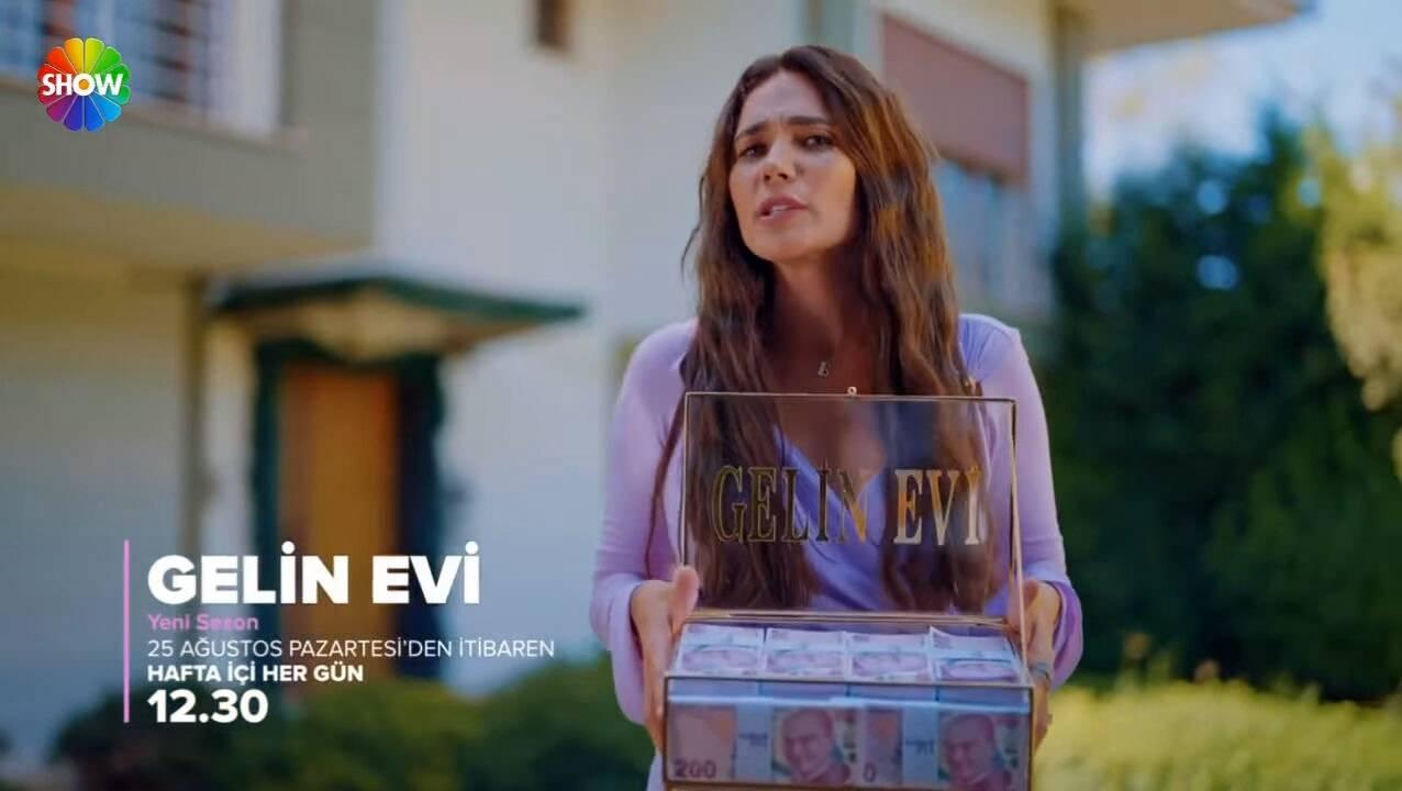 Buse Varol Gelin Evi programının yeni sunucu oldu