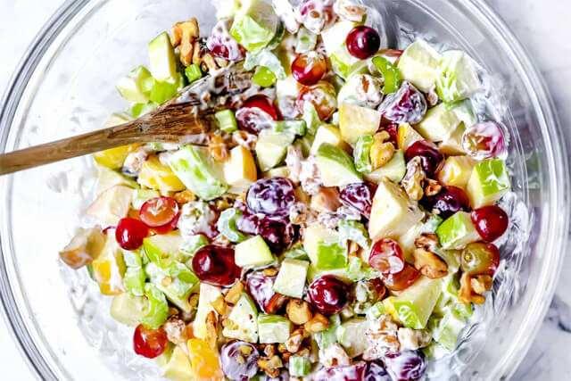Waldorf salatası