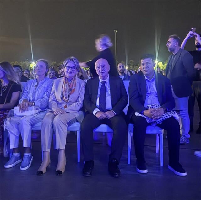  Meral Akşener ve eşi Tuncer Akşener, Sami Yusuf konserinde