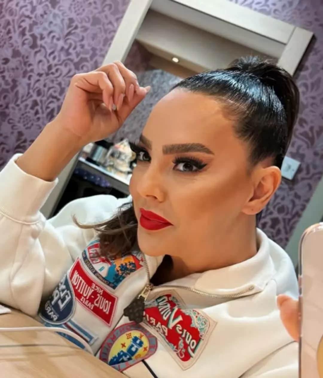Ebru Gündeş