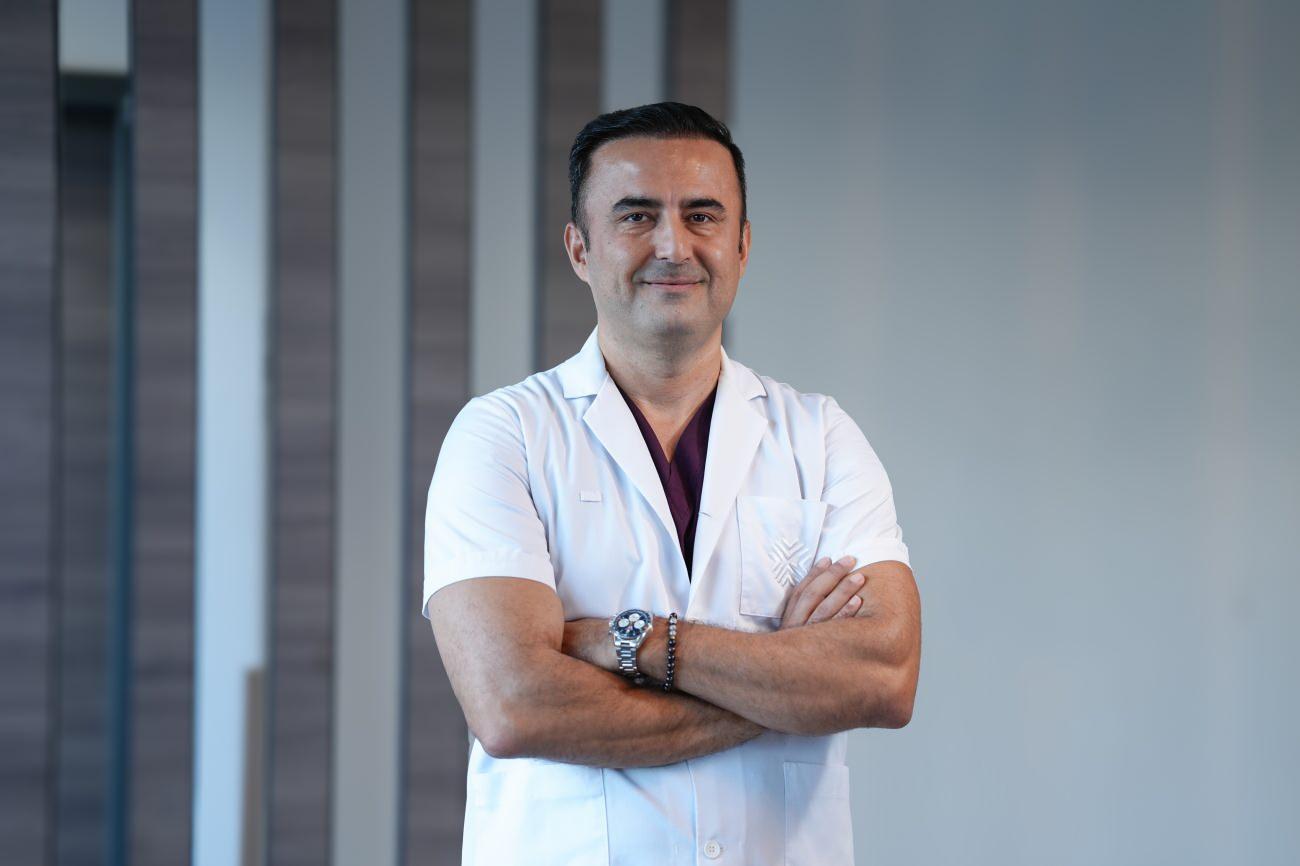 Dermatoloji Bölümü’nden Prof. Dr. Ali Balevi