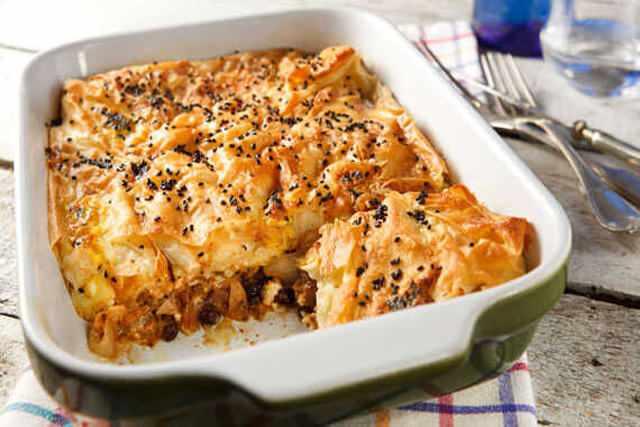 Soğanlı börek