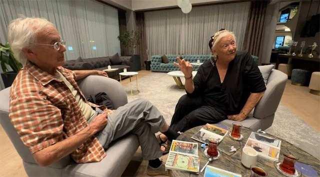 Carole Davis ve Brud Joslin