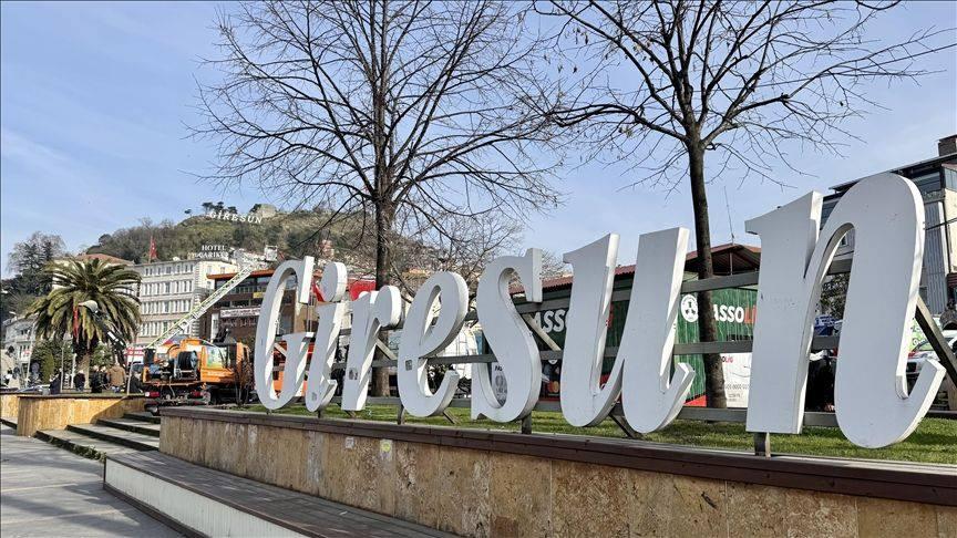 Giresun şehir merkezinde yer alan Giresun yazılı tabela
