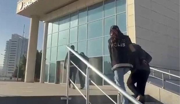 Hatay'da araç kaputundan çıktı: Tam 5,5 milyon TL değerinde!