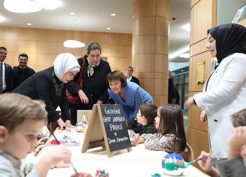 Cumhurbaşkanı Recep Tayyip Erdoğanın eşi Emine Erdoğan ve Almanya Başbakanı Friedrich Merz