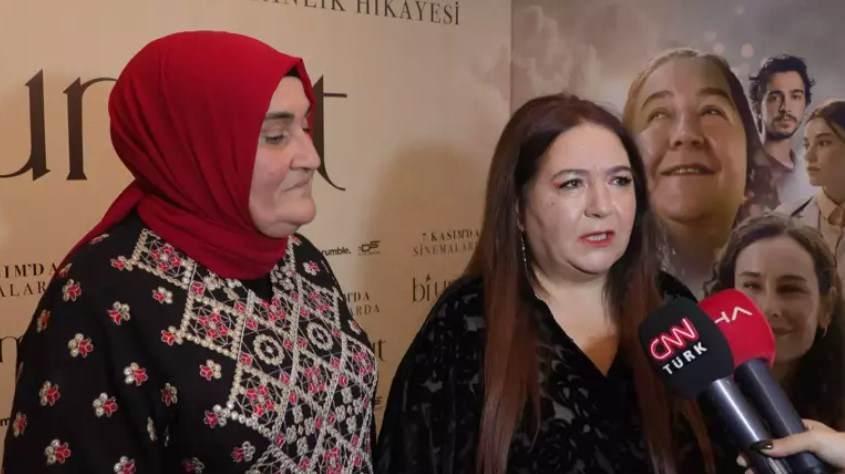 Hülya Duyar Bi Umut filminin galasında