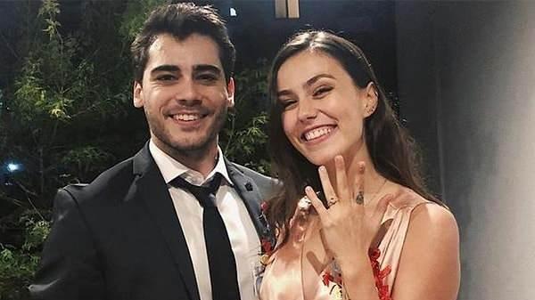 Berkay Hardal ve Dilan Telkök çifti nişanından bir kare