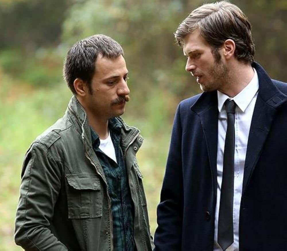 Kaan Taşaner Kuzey Güney dizisinde 