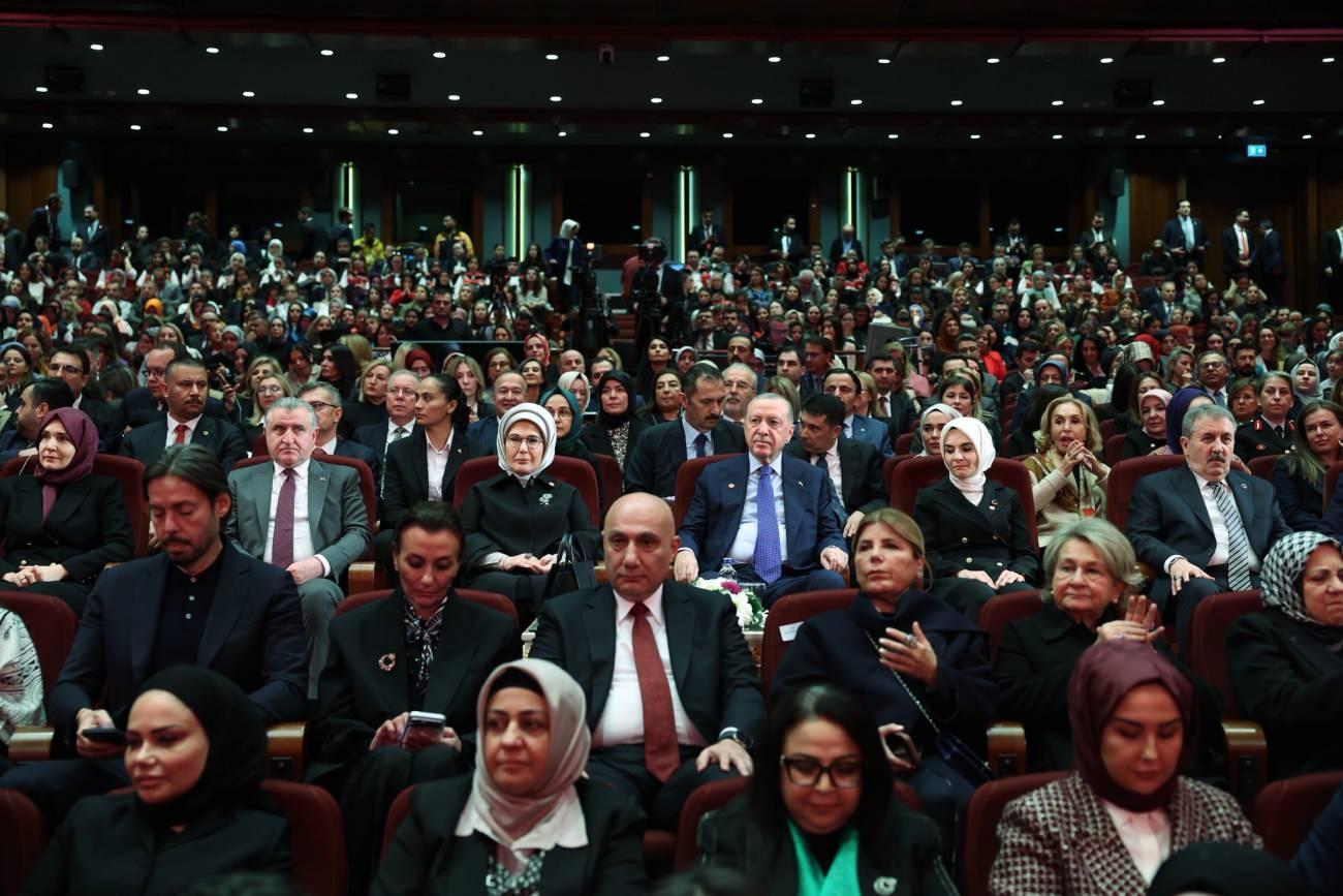 Emine Erdoğan ve Cumhurbaşkanı Recep Tayyip Erdoğan