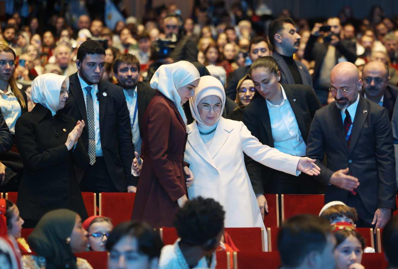 Cumhurbaşkanı Recep Tayyip Erdoğan’ın eşi Emine Erdoğan ve Suriye Cumhurbaşkanı Ahmed Şara’nın eşi Latife El Durubi