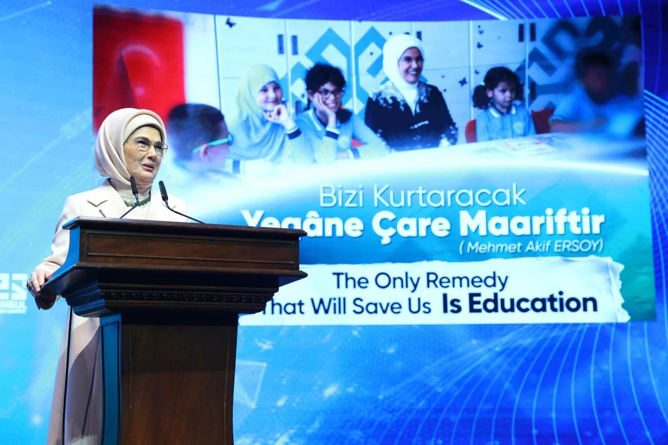 Cumhurbaşkanı Recep Tayyip Erdoğan’ın eşi Emine Erdoğan