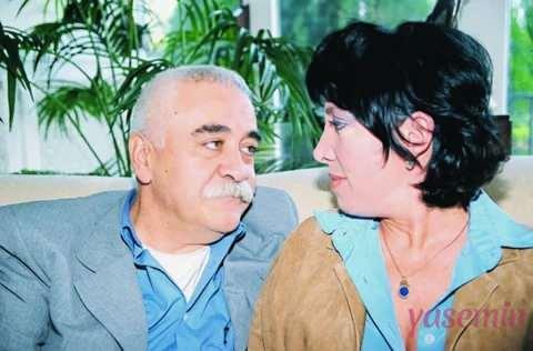 Levent Kırca ve Oya Başar