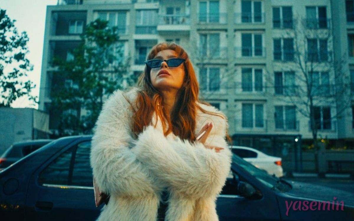 Asena Keskincinin diziden bir karesi