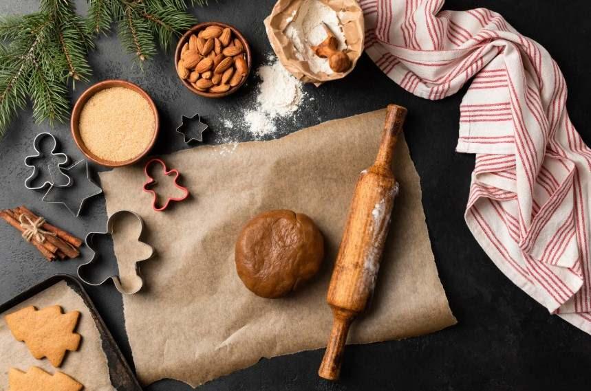 Şekersiz tarçınlı zencefilli kurabiye hamuru