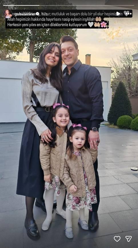 Mesut Özil ve eşi Amine Gülse yeni yıl paylaşımı