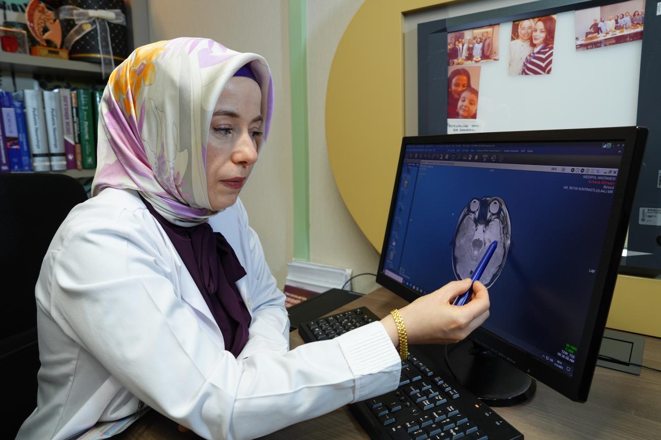  Çocuk Nöroloji Uzmanı Prof. Dr. Betül Kılıç