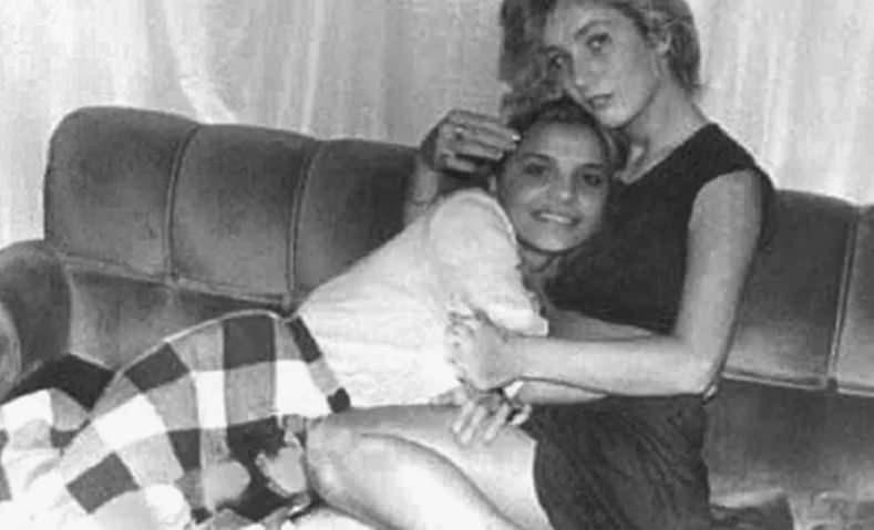 Kibariye ve Seda Sayan aynı evde yaşıyorken.