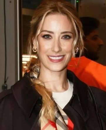 Hazal kaya diş estetiği yaptırmış hali