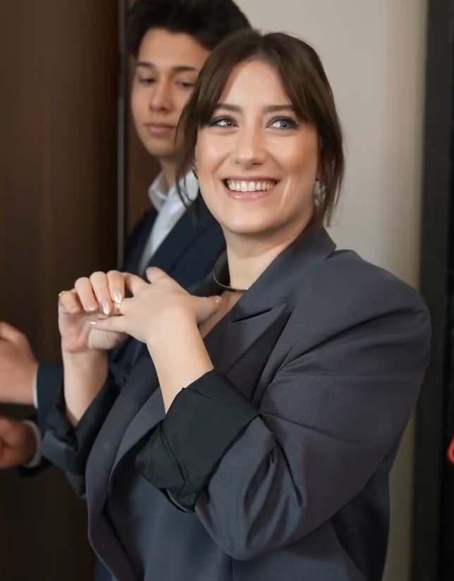 Hazal kaya eski hali