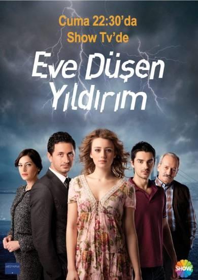 Eve Düşen Yıldırım