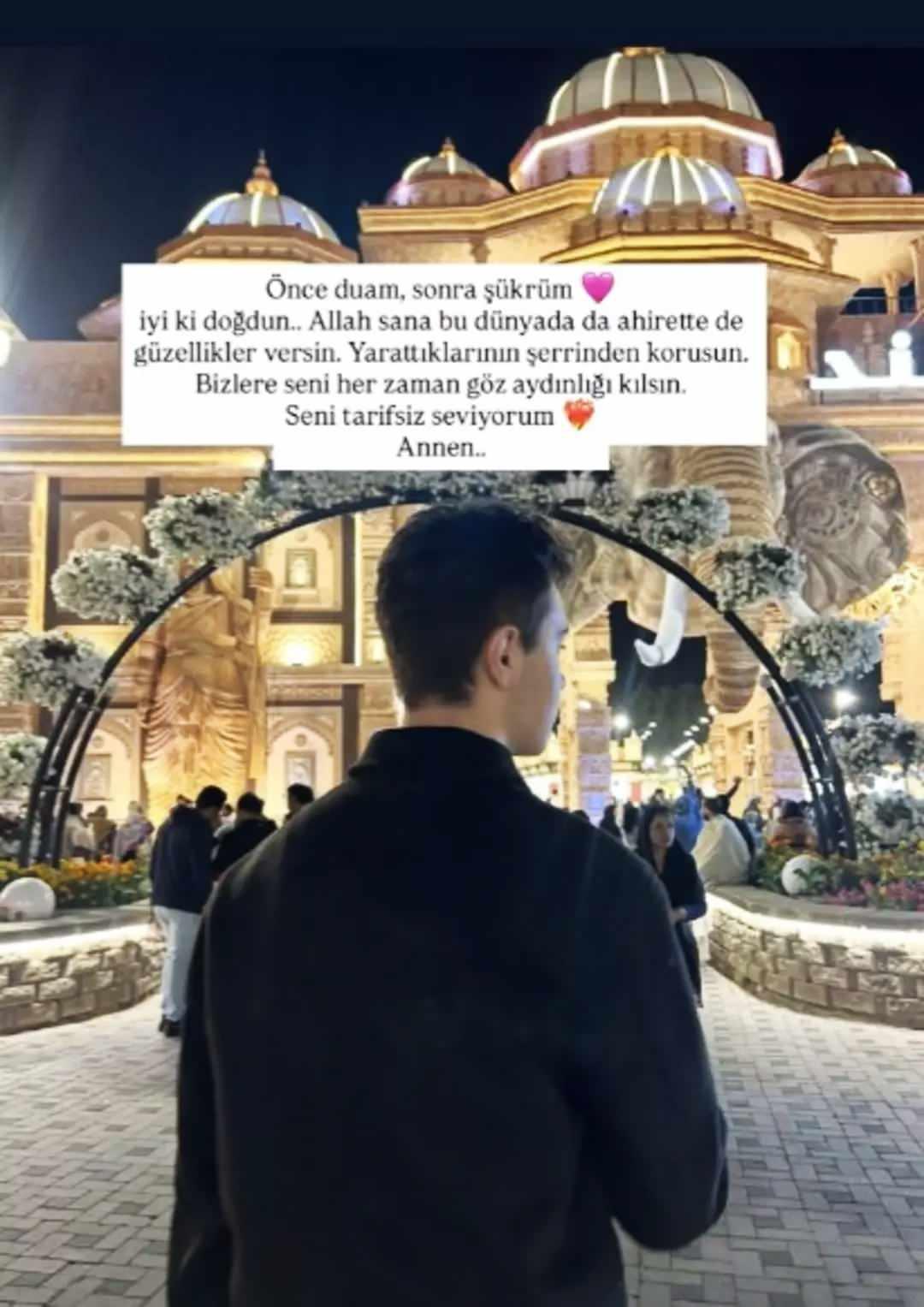 Gamze Özçelik sosyal medya paylaşımı