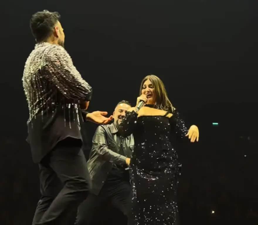 Tarkan, Ata Demirer, Sibel Can sahnede