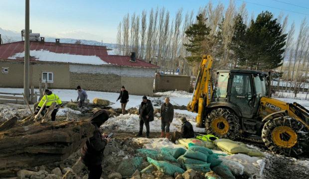 Sivas'ta besiciyi kahreden manzara: 40 koyun telef oldu 