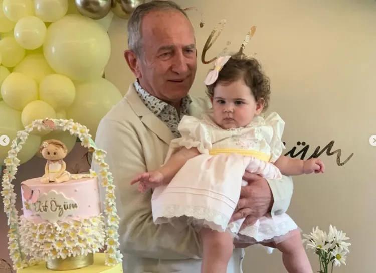 Merve Özbeyin kayınpederi