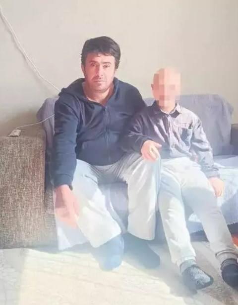 Hakan Balı ve oğlu