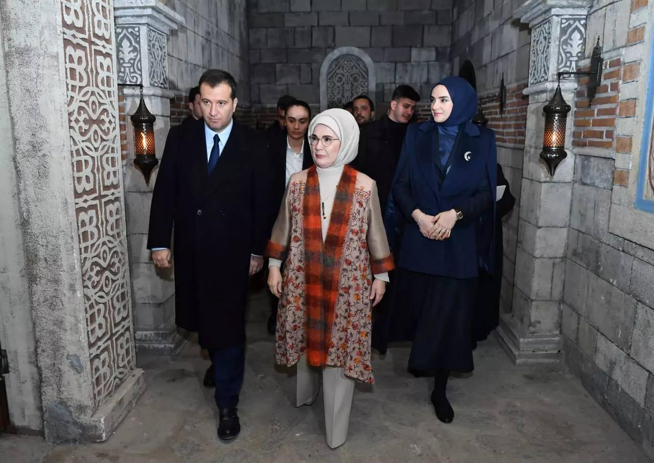 Emine Erdoğan, Bozdağ Film Platosunda