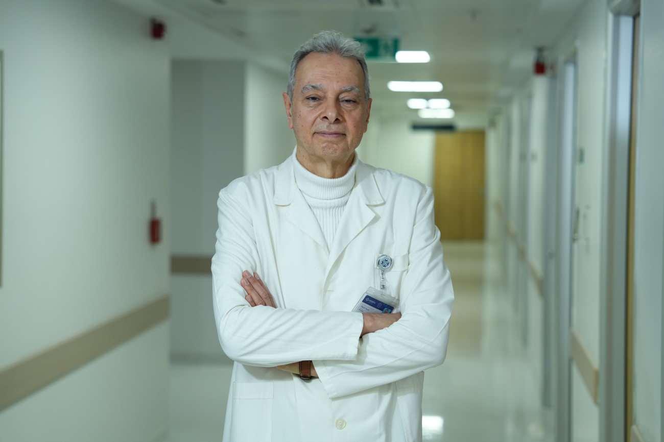 Nöroloji Uzmanı Doç. Dr. Fikret Aysal