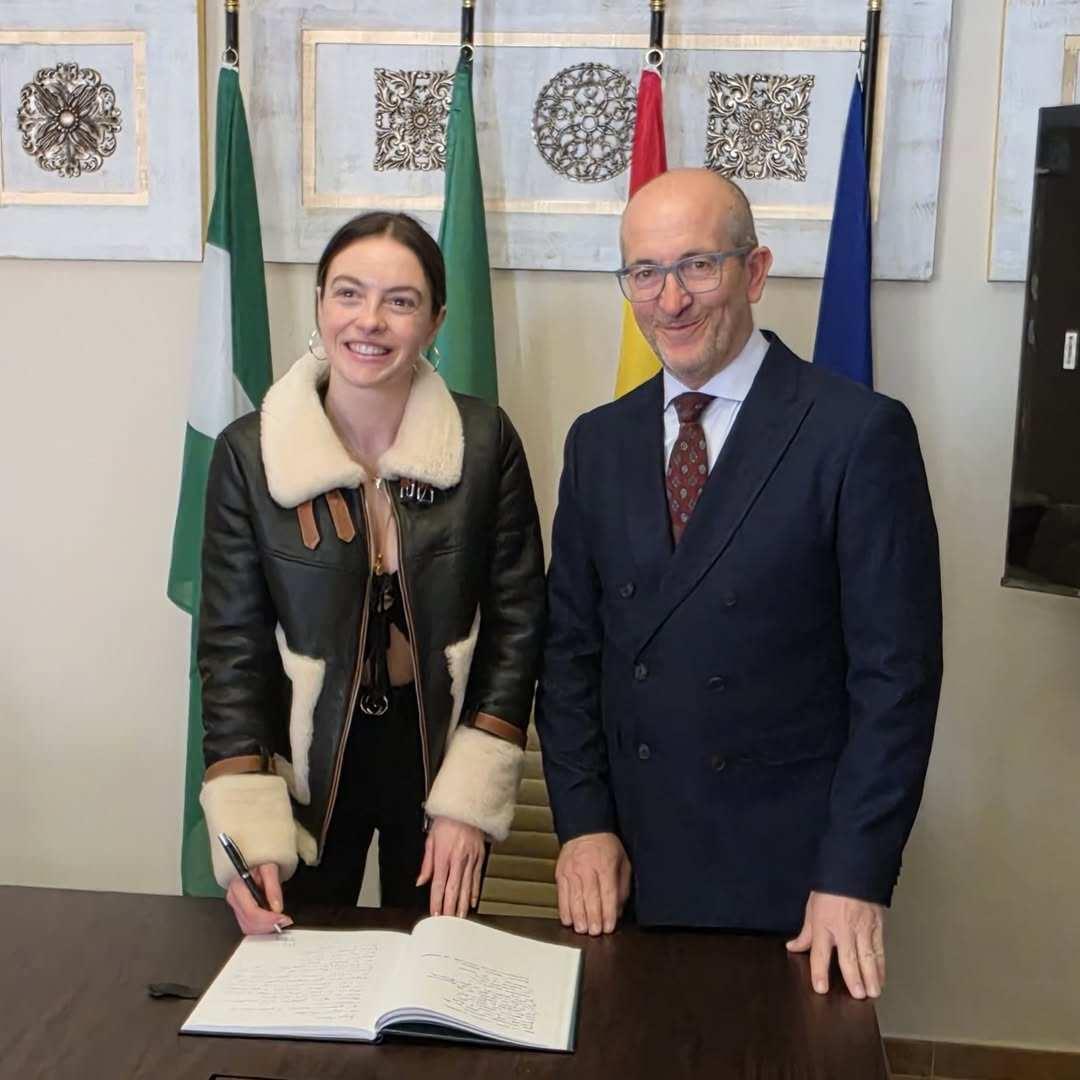 Melis Sezen ve Torvizcón