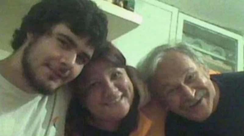 Kamil Sönmez ve ailesi