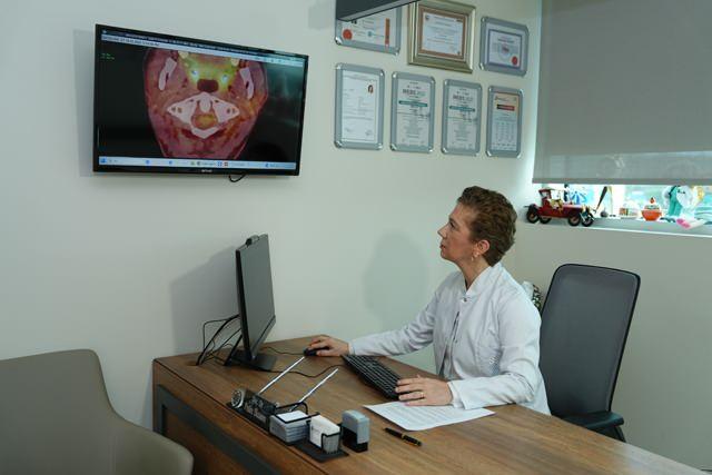 Medipol Mega Üniversite Hastanesi Meme Cerrahisi Uzmanı Doç. Dr. Pelin Basım